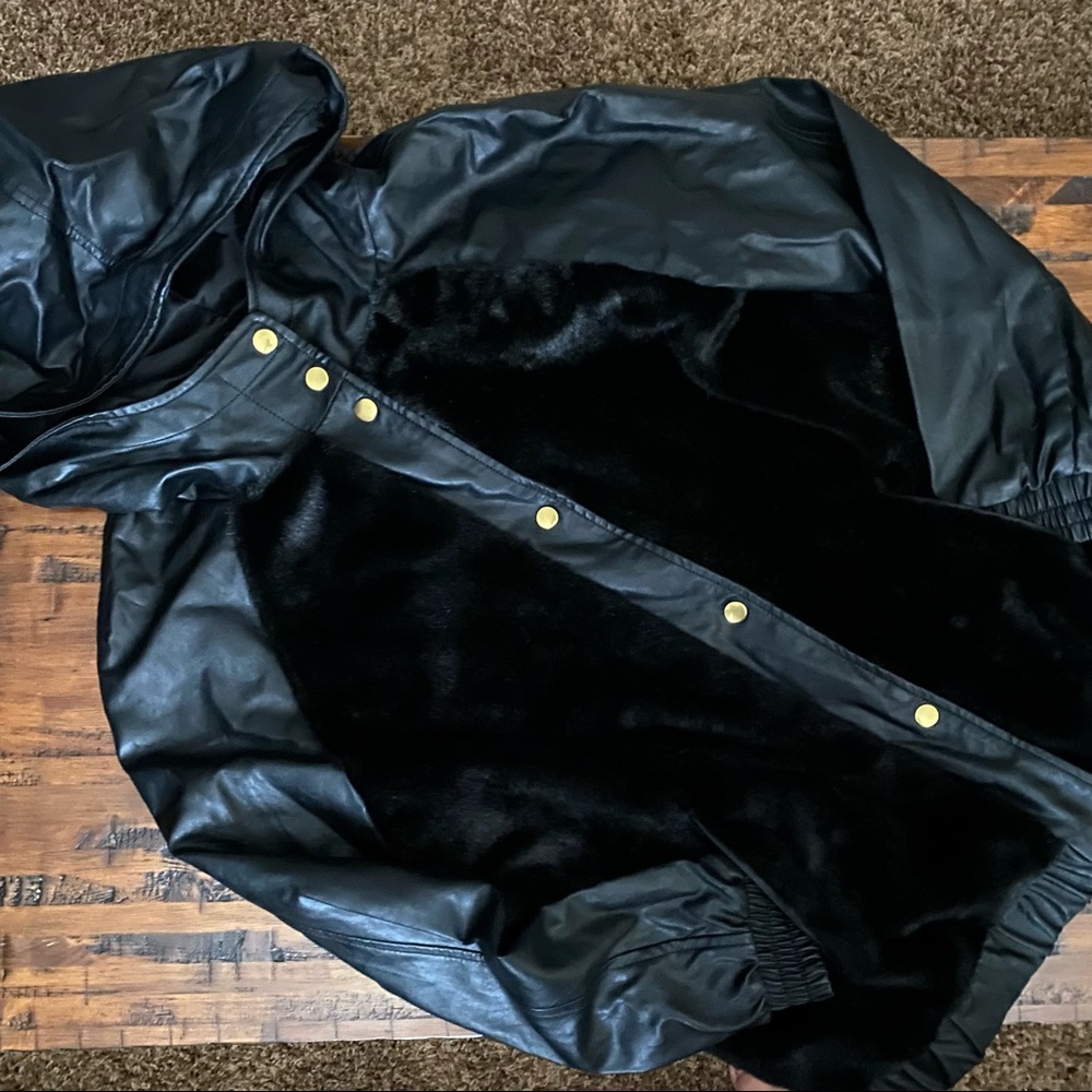 Forever 21 Faux Leather and Fur Button Up Jacket Size M